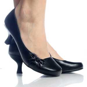 Fillet Black Kitten Heels
